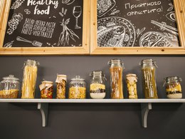 �������