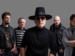 ����������