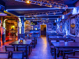 ����� ���