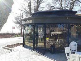 ���� ���