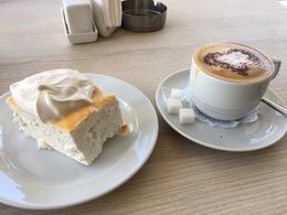 �����-���