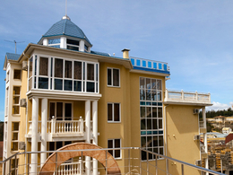 ���-�����