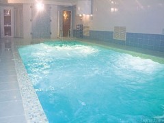 �������