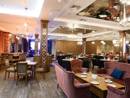 �������