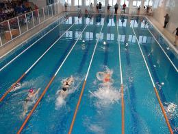 ����������