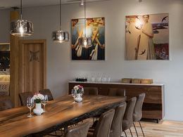 �������