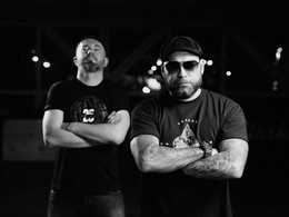 ����������