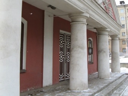 �������