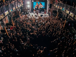 ARENA HALL (ARENA HALL �������)